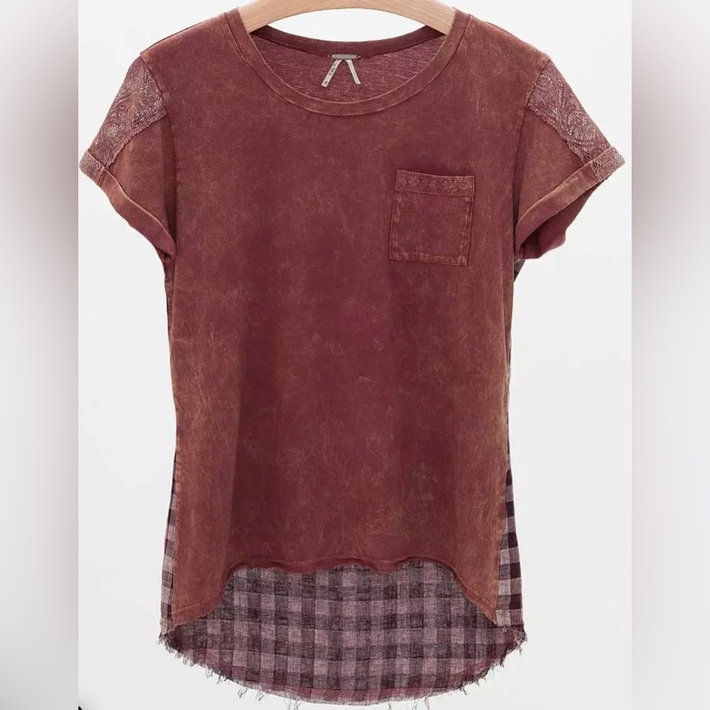Gimmicks by BKE Pieced Lace and Plaid Mineral Wash Top